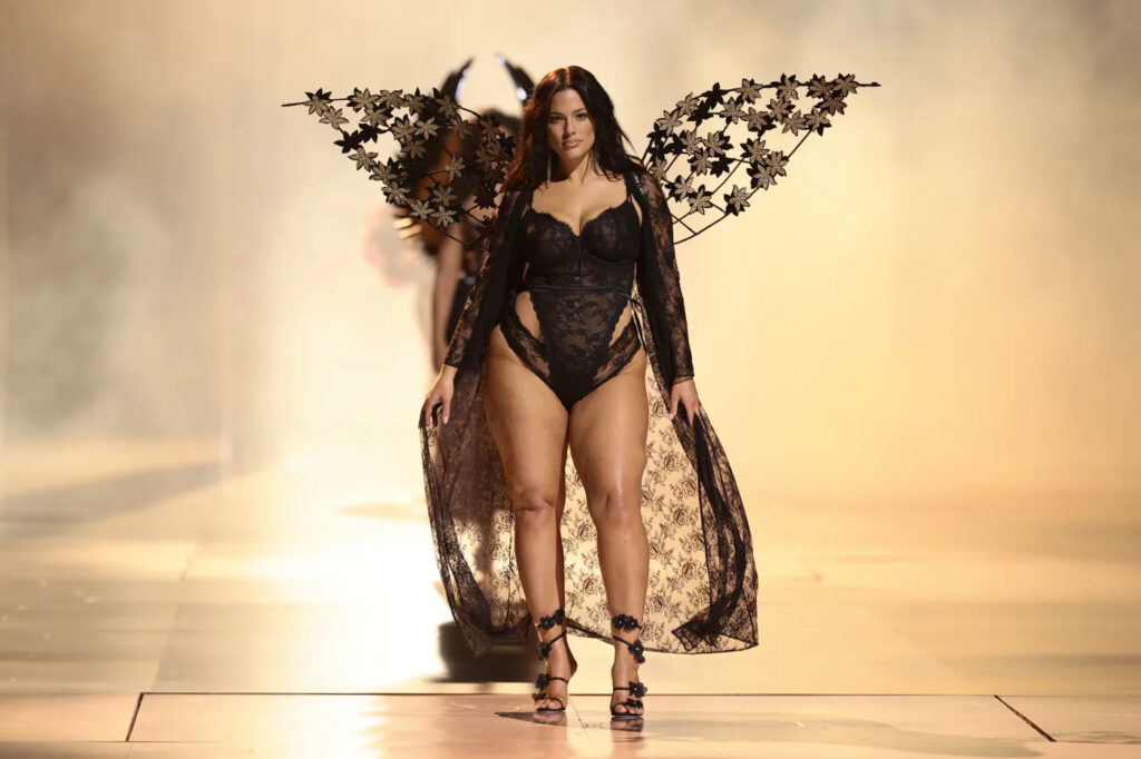 Ashley Graham Victoria's Secret Fashion Show 2024