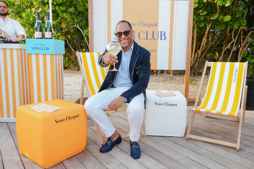 Sun Club