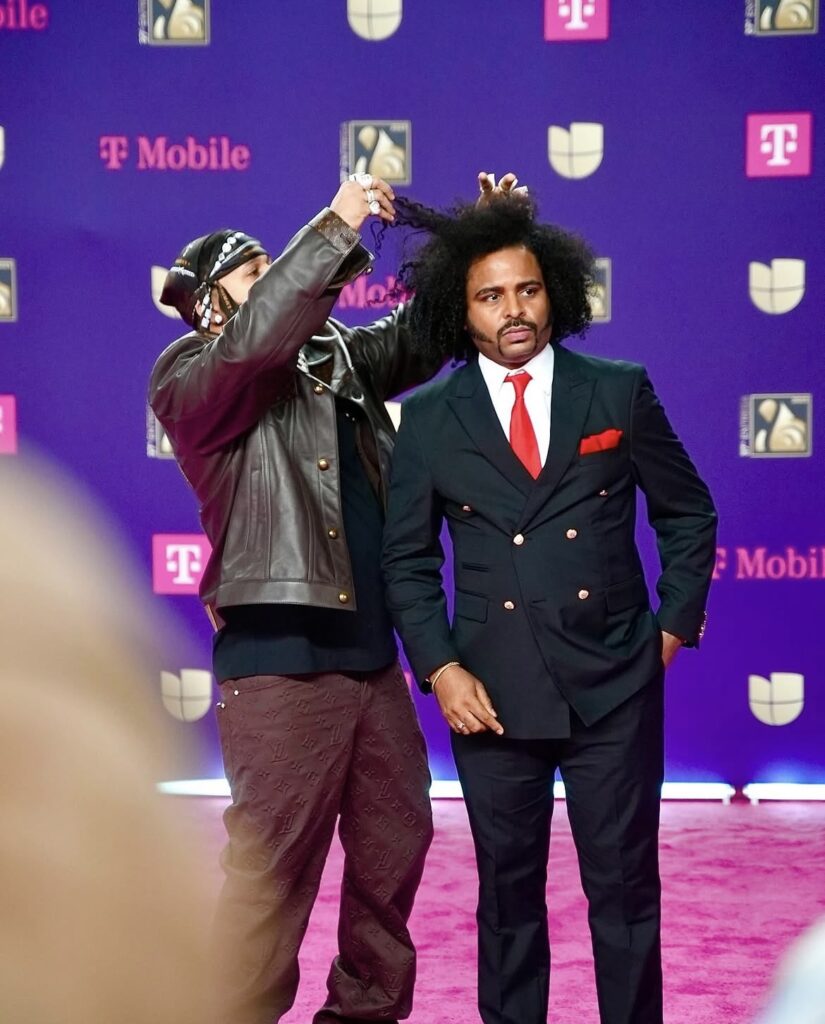 Dominicanos en premios lo nuestro