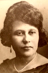 Día del médico dominicano primera doctora mujer