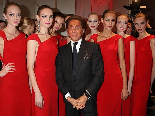 Valentino Garavani rojo