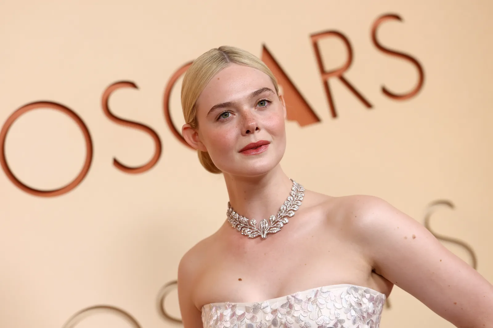 Elle Fanning Premios Oscar 2026