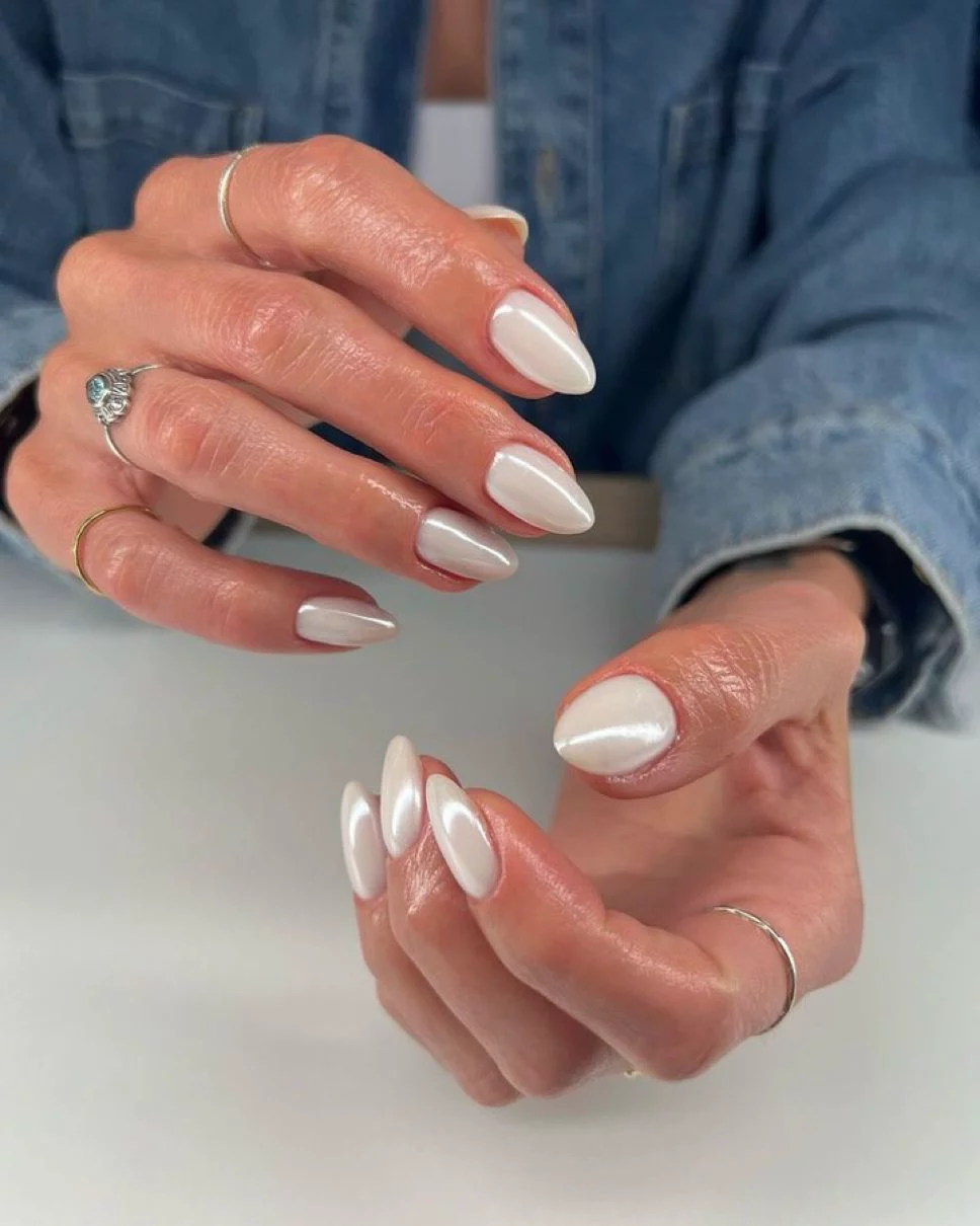 milk nails tendencia
