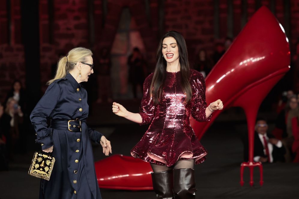 Anne Hathaway Devil wears Prada
