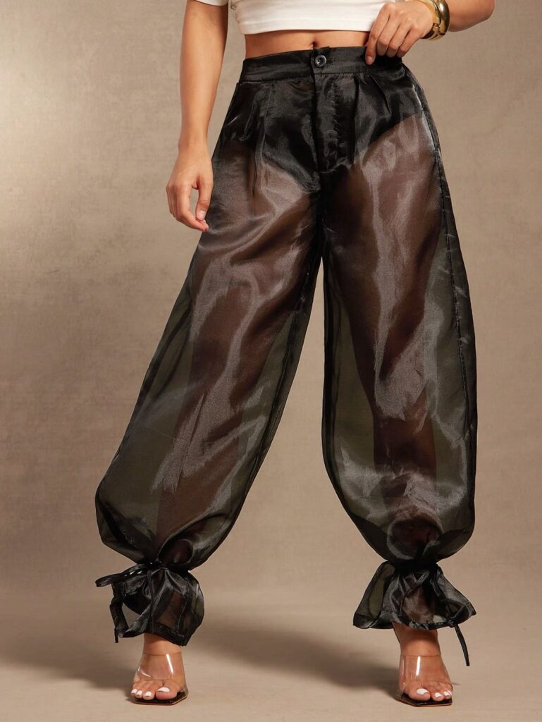 Pantalones traslúcidos 